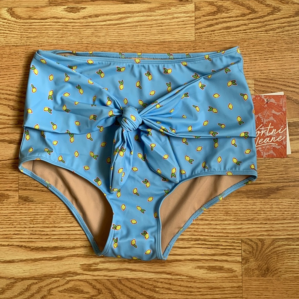 Kortni Jeane Lemon print tied up bottoms